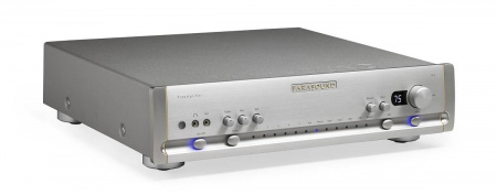 Parasound P6