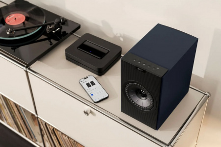 KEF Coda W