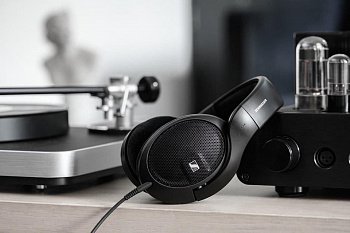 Sennheiser HD 560S