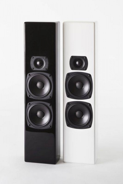 M&K MP-7 high gloss white/black