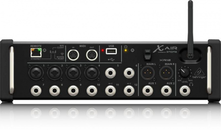 Микшерный пульт Behringer XR12