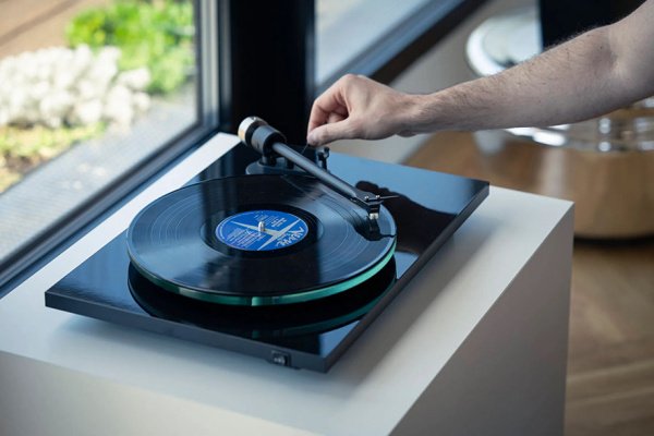 Pro-Ject T2 Super Phono (Rainier)