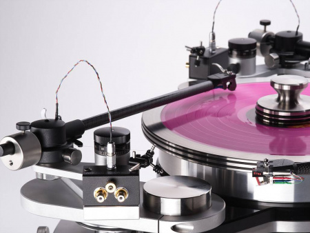 VPI Titan