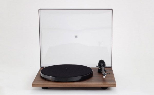 Проигрыватель винила Rega Planar 1 Walnut