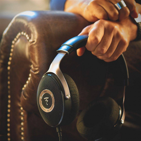 Focal Elear
