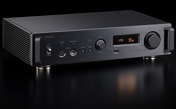TEAC UD-701N