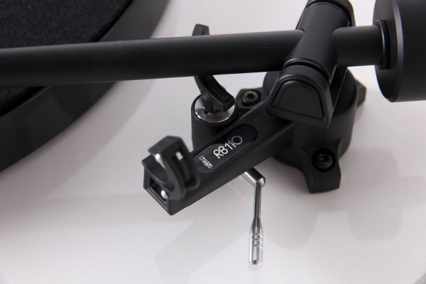 Проигрыватель винила Rega Planar 1 Plus Matt Black