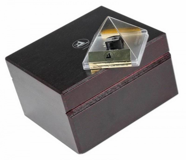 Clearaudio Charisma V2