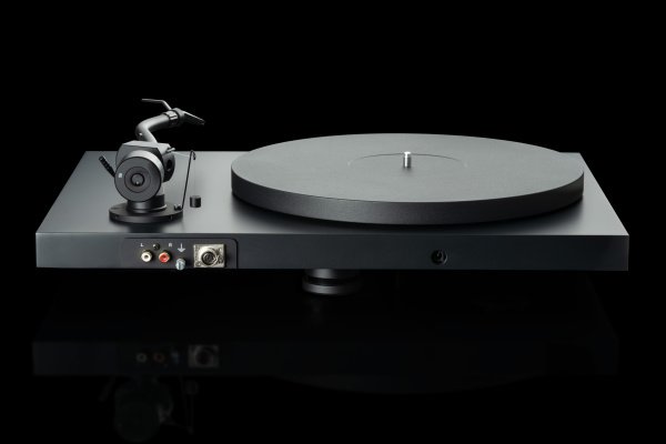 Pro-Ject Debut PRO S Balanced (Pick it S2 C Black)