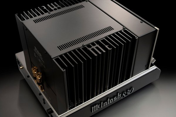 McIntosh MС830