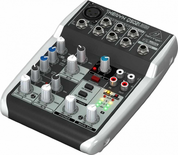 Behringer Q502usb