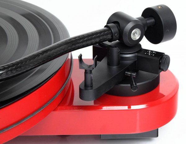 Pro-Ject RPM 1 Carbon