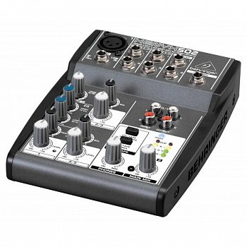 Behringer 502