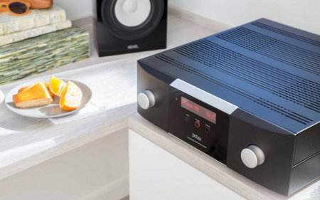 Mark Levinson №5802