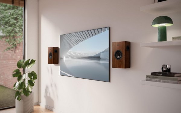 Настенная акустика KEF Q4 Meta